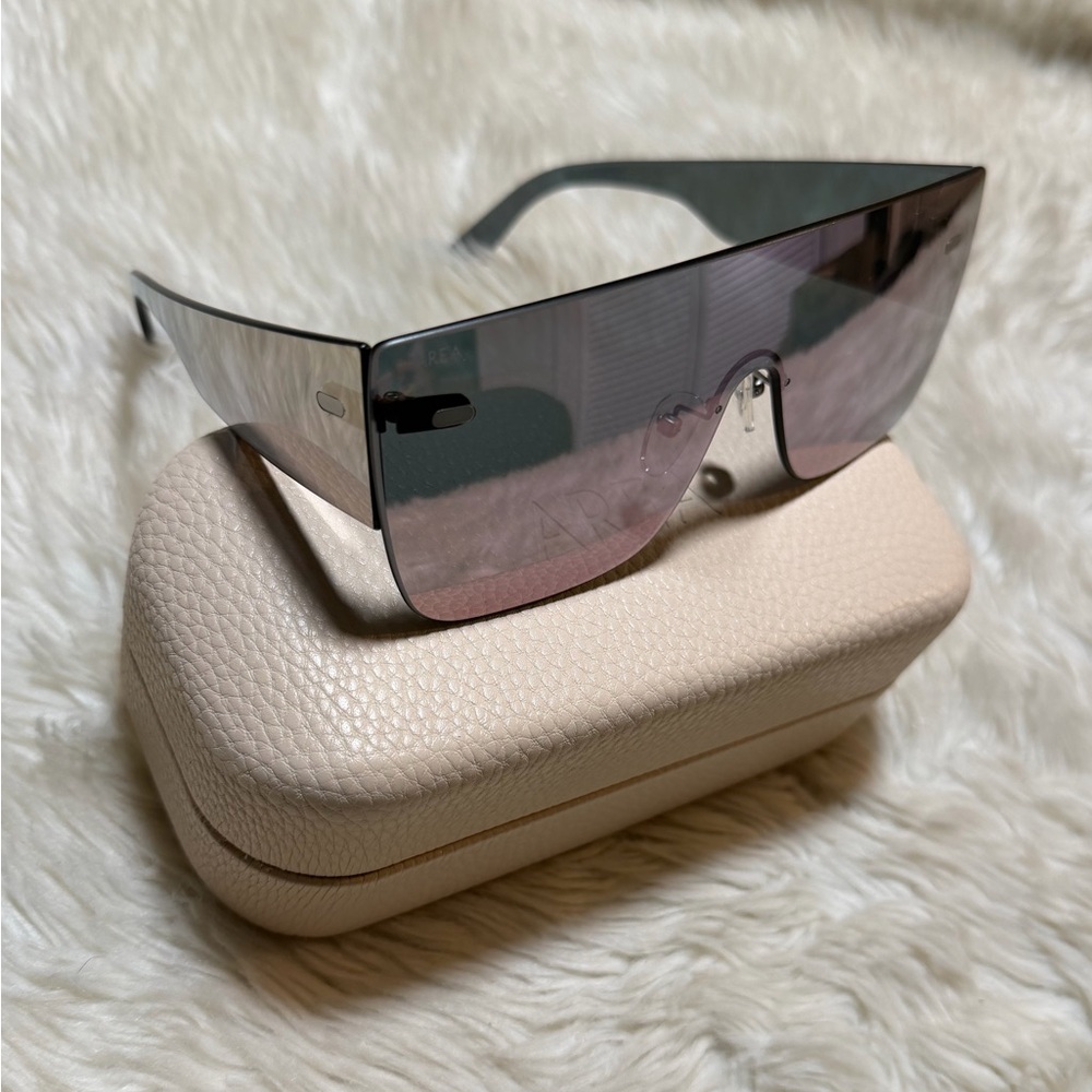 AREA Oversized Shield Sunglasses in Black and Pink Gradient